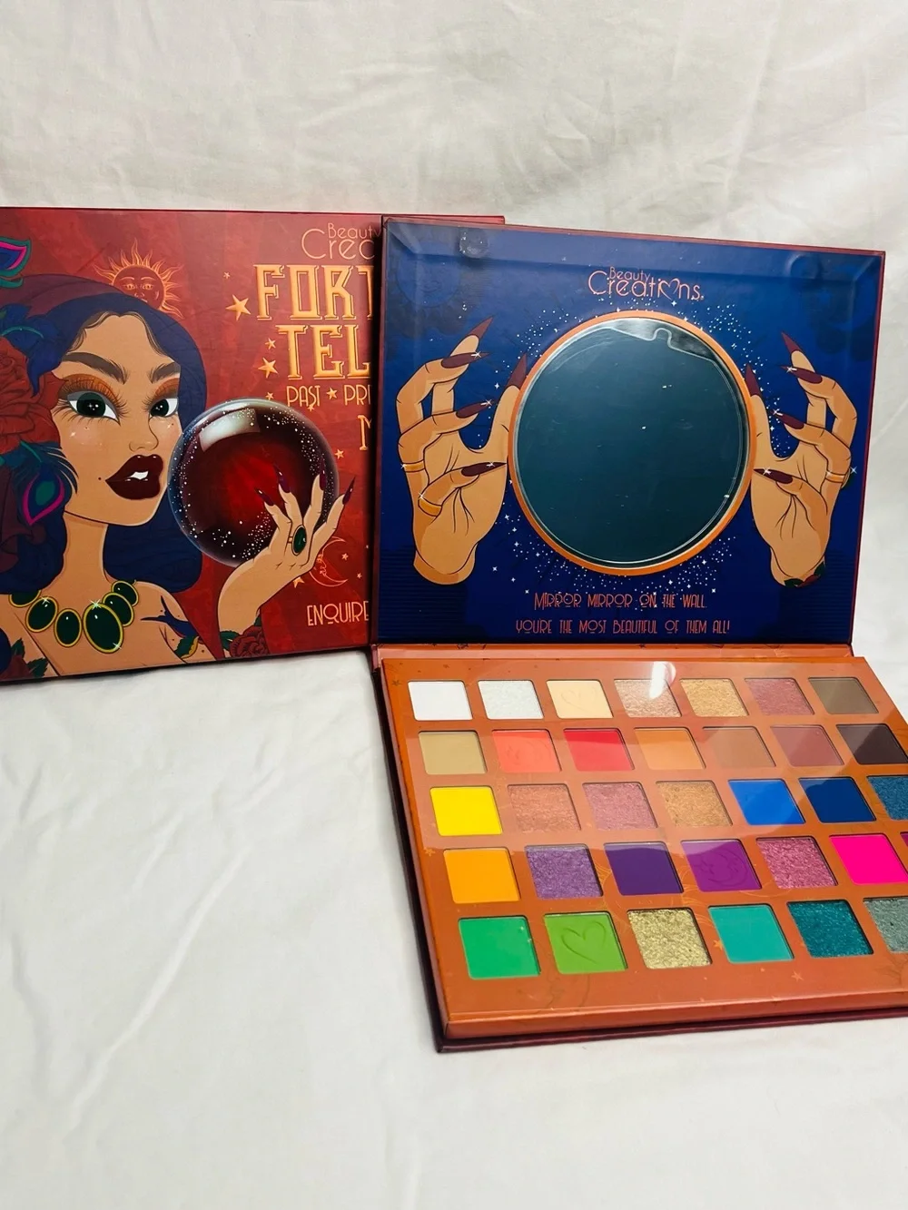 Beauty Creations REMI Circus Clown Eyeshadow Palette -beige, Blue, Red